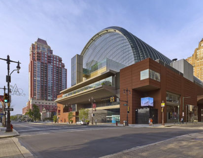Image of arthaus gallery neighborhood outside kimmel center avenue of the arts